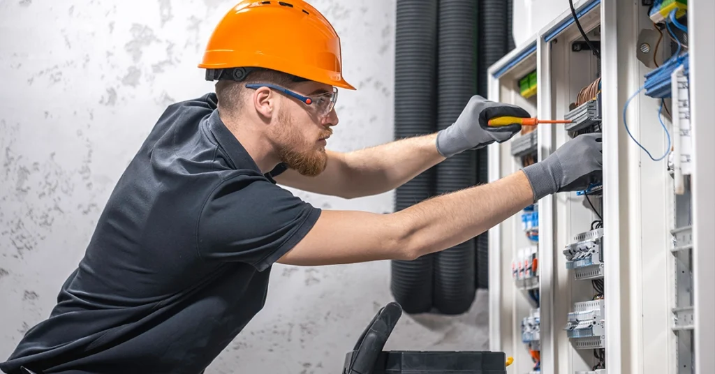 Commercial Residential Electricians in Dubaii